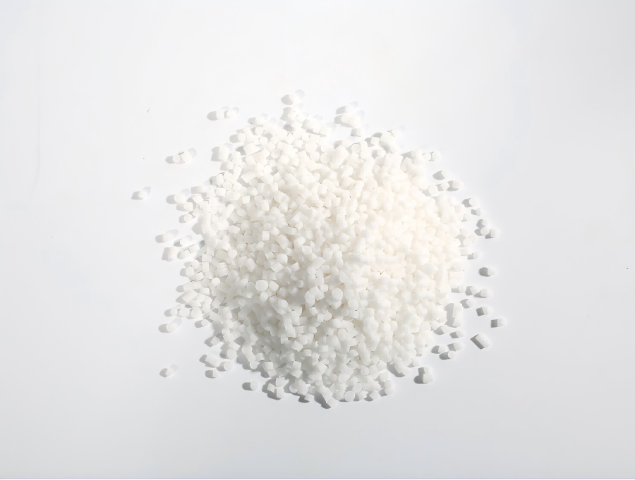 के म्याट TPE थर्मोप्लास्टिक इलास्टोमर अधिक स्क्र्याच-प्रतिरोधी छ? ग्लॉसी संस्करणसँग के भिन्नताहरू छन्?